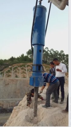 20-40 吨挖掘机安装式液压岩石劈裂机