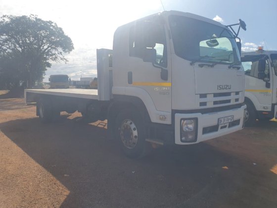 Isuzu smoother f