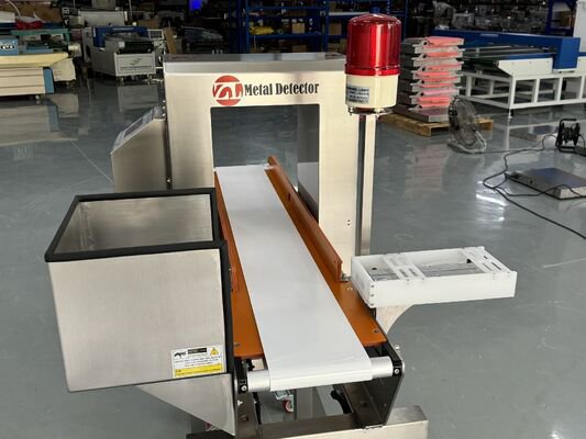 瓶装带式输送机金属探测器（水瓶/迷你瓶专用）