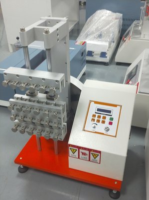 橡胶疲劳开裂试验机 橡胶疲劳挠曲开裂试验机