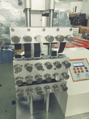 橡胶疲劳开裂试验机 橡胶疲劳挠曲开裂试验机