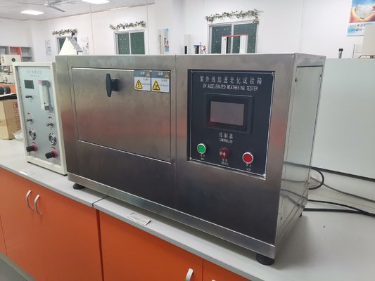 ASTM D4587 紫外线老化试验箱实验室耐候电池喷水器