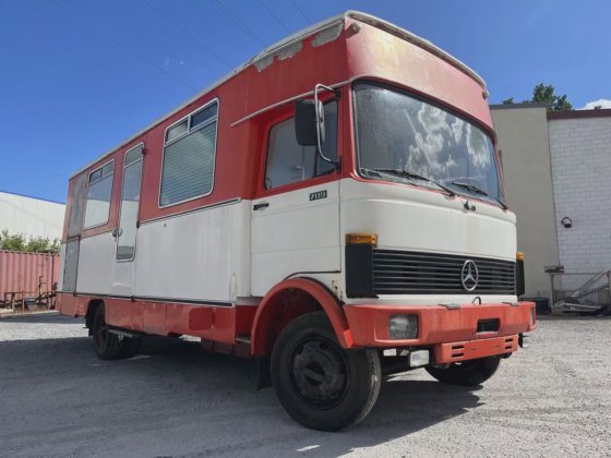 1978 Mercedes-Benz LP 709 , 1.Hand, 35,000 km, Blatt/Blatt in Selm ...