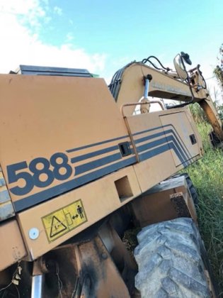 CASE 588