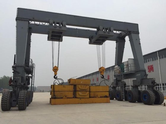 双梁橡胶轮胎龙门起重机，带葫芦 RTG 型集装箱出售 RTG 轮胎集装箱跨运车文件