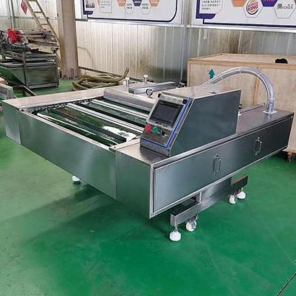 Automatic vacuum pump rolling conveyor
