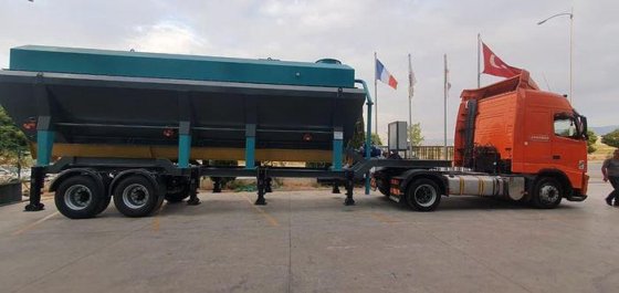 移動式セメントサイロ