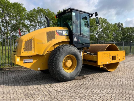 CAT CS66 roller demo with
