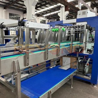 出厂价全自动宠物瓶半盘 PE 薄膜收缩包装机