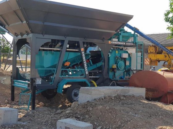 移动混凝土搅拌站