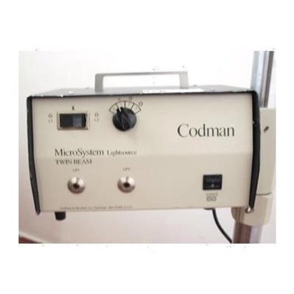 移动支架上的 CODMAN AV 阴道镜光源