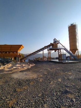 コンクリートバッチングプラント