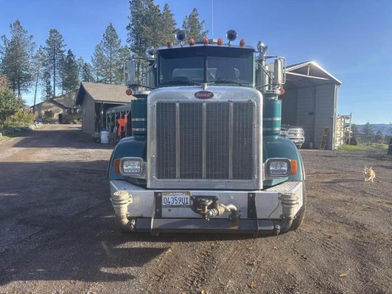 2000 Peterbilt 357