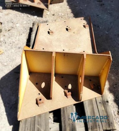 左コーナーブラケット 59インチ