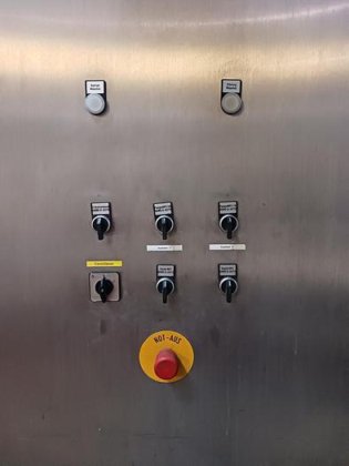 クレート洗浄システム