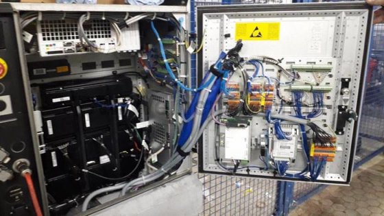 パレタイジングロボット