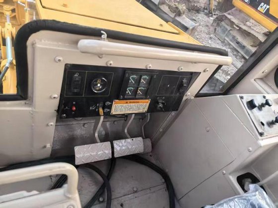 2021 Caterpillar D3C