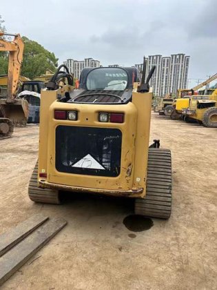 CAT 277C Multi Terrain Loader