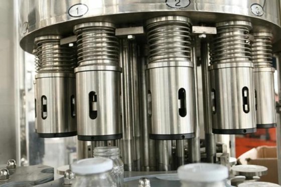 全自动燕窝液体灌装封口机(工厂价