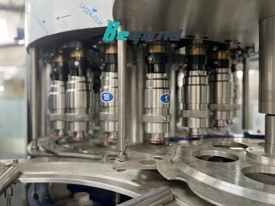 软饮料苏打水碳酸饮料装瓶灌装旋盖机设备