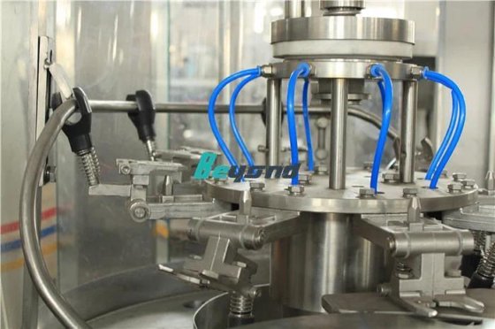 全自动三合一 5L 大型宠物水瓶灌装旋盖包装机