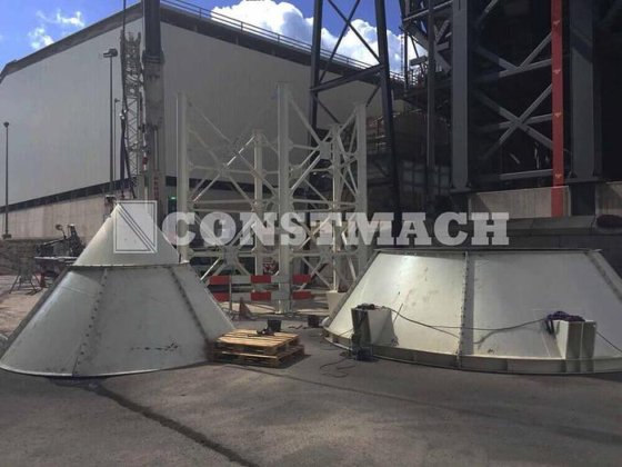 ボルト締めセメントサイロ