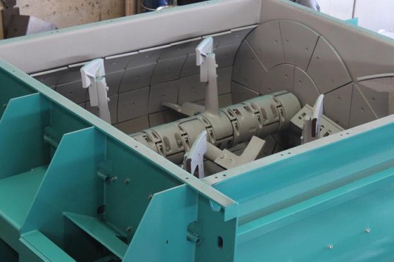 双轴型混凝土搅拌机 2 M3。立即致电。准备发货