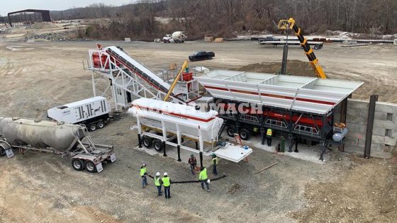 立即致电！120 立方米/小时移动混凝土厂现货供应