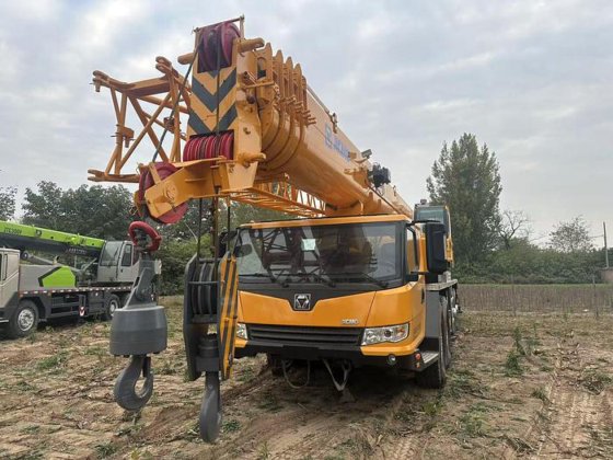 2022 XCMG used crane QY85KA_Y