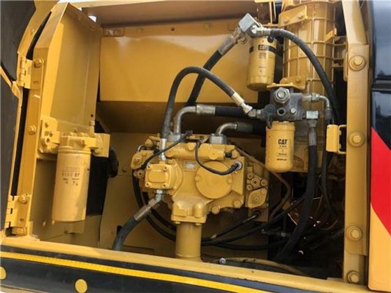 2018 CATERPILLAR 320D