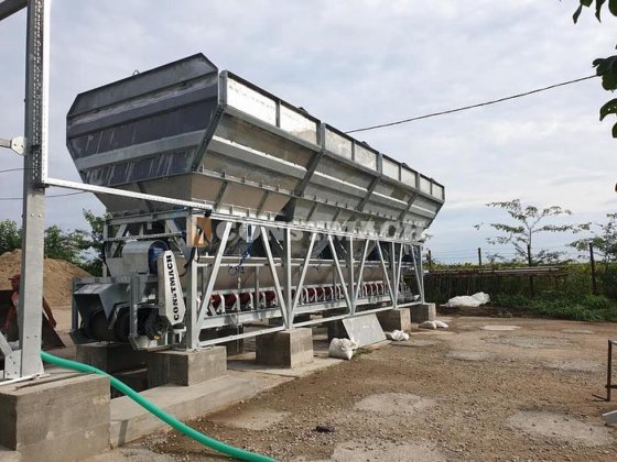 100 立方米/小时紧凑型混凝土搅拌站