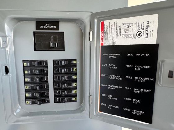 封闭式液化天然气站指挥中心 - 可控制任何项目现场