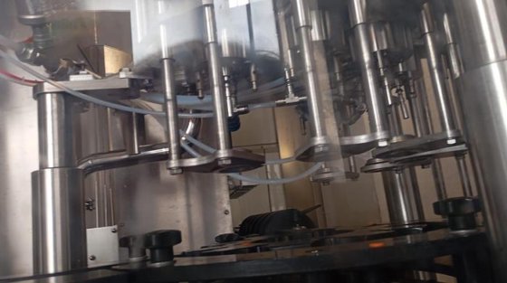 ガラス瓶洗浄機、充填機、キャッパー