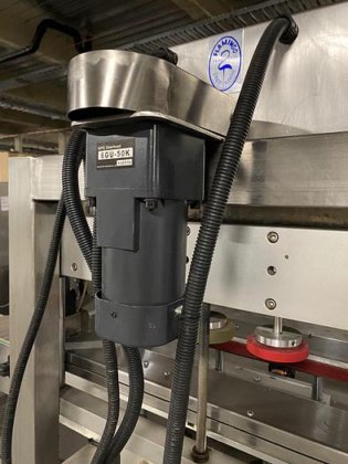 火烈鸟产品旋盖机