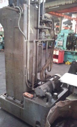 1982 六鄉 RV BL-7.5