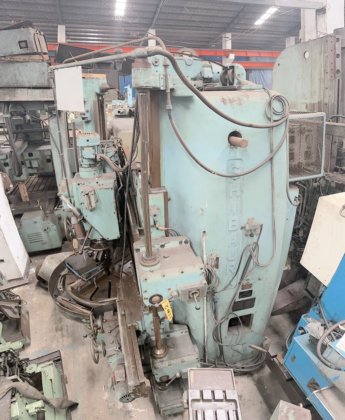 1958 芝浦機械(東芝) TB-10