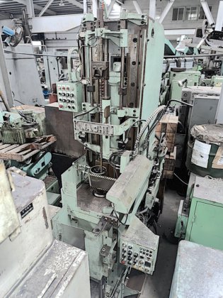 株式会社不二越