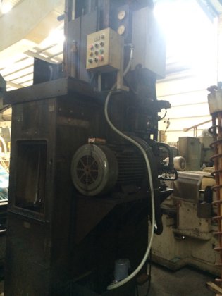 1979 株式会社不二越