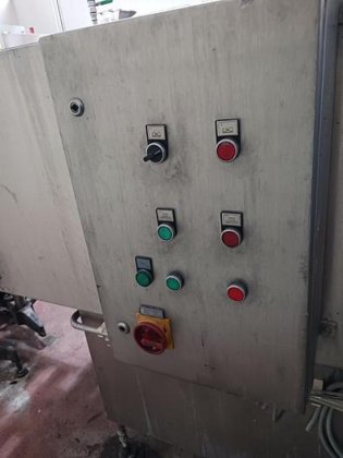 クレート洗浄機