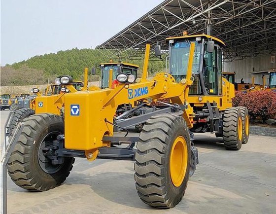 XCMG GR260