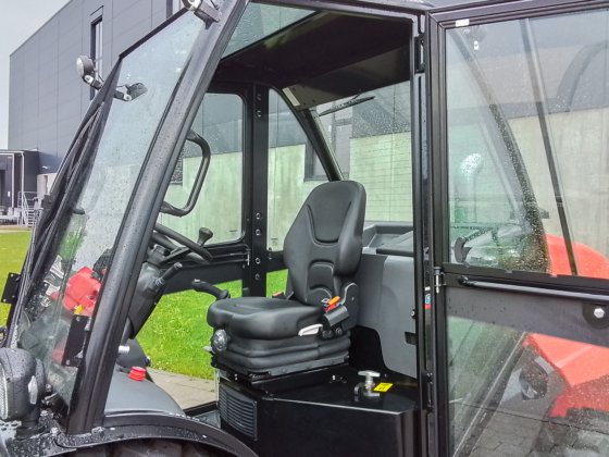 g06519 - 马尼托 MC 25-4