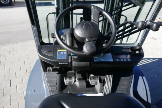 4485 - 丰田 02-8FGF30