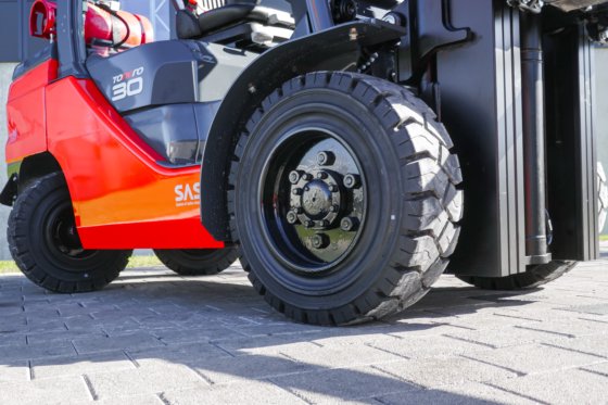 4485 - 丰田 02-8FGF30