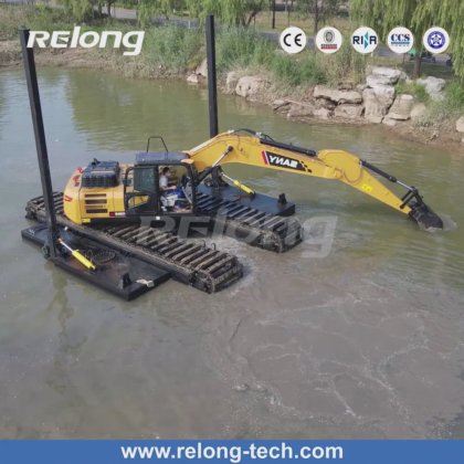 Amphibious Excavator with Extendable Pontoon and Side Pontoons in ...