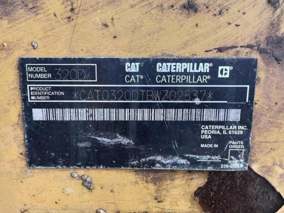 2008 CAT 320D