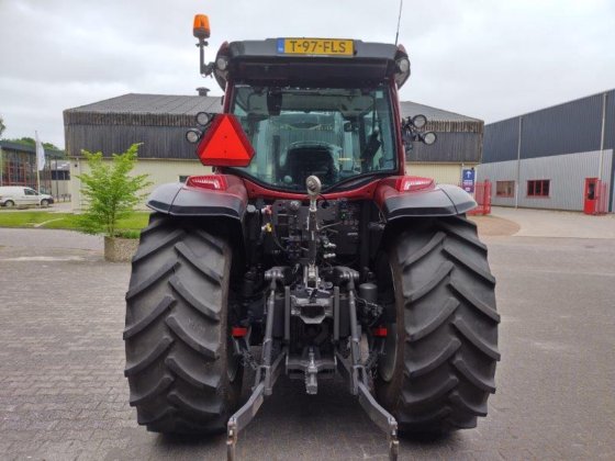 2022 Valtra G135 Active