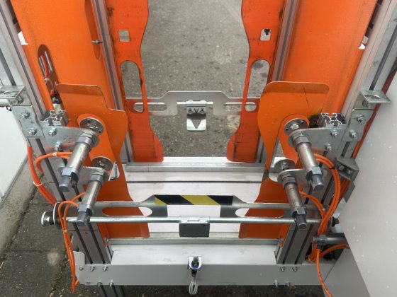 Rev Packaging Solutions REV Rooster