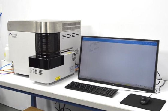 Cytek Aurora Flow Cytometry System