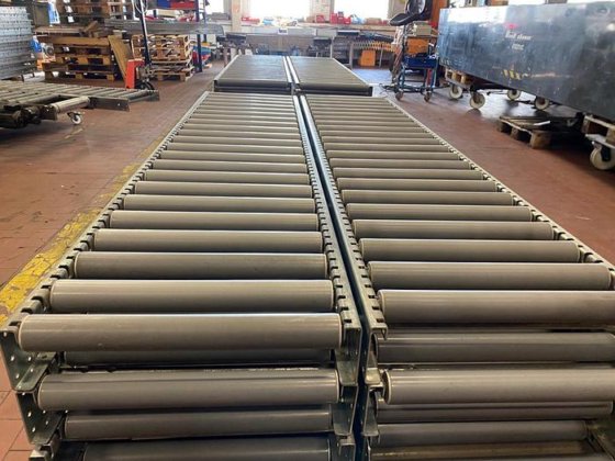 Soco System Rollenbahn/ Fördertechnik