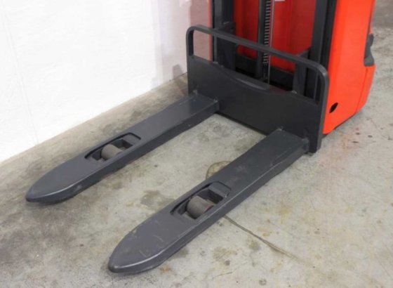 2016 Linde L 12 1172